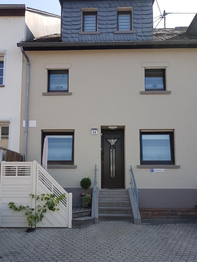 Familie Jonas Apartment Schweich Bagian luar foto